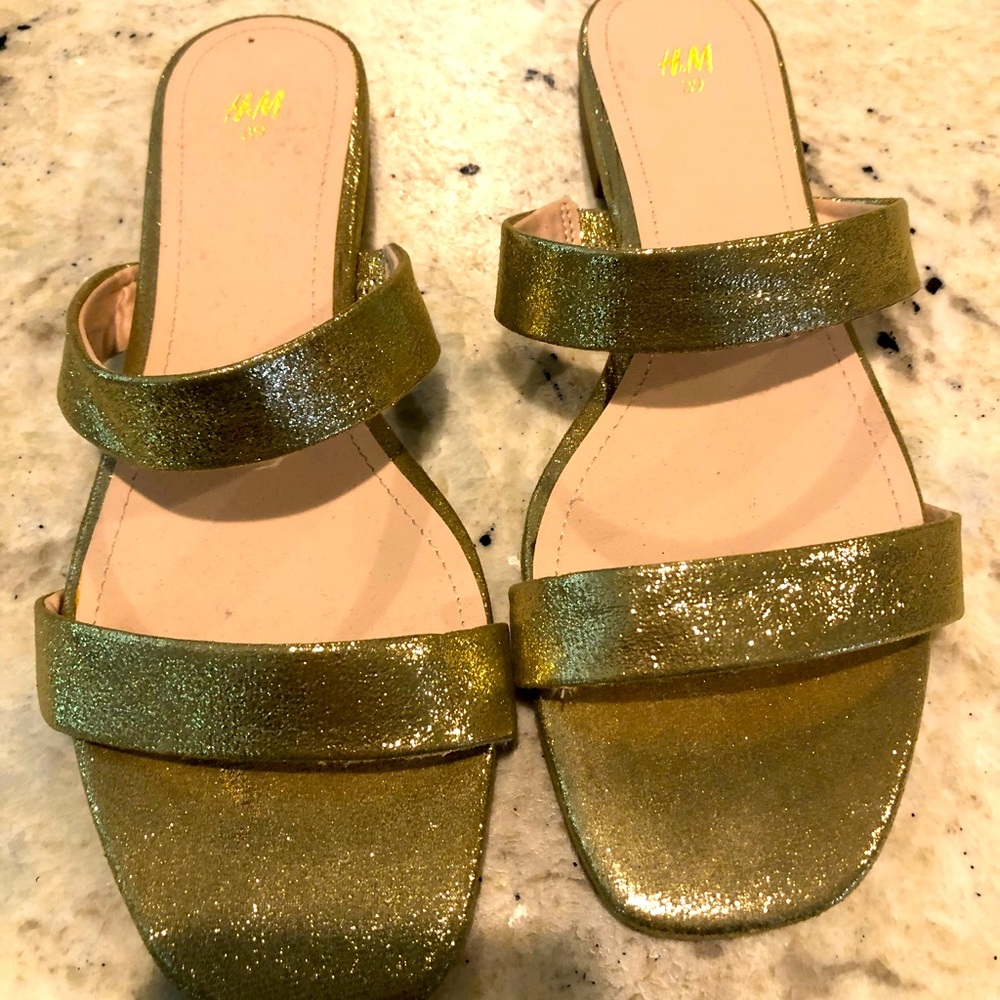 Gold flats